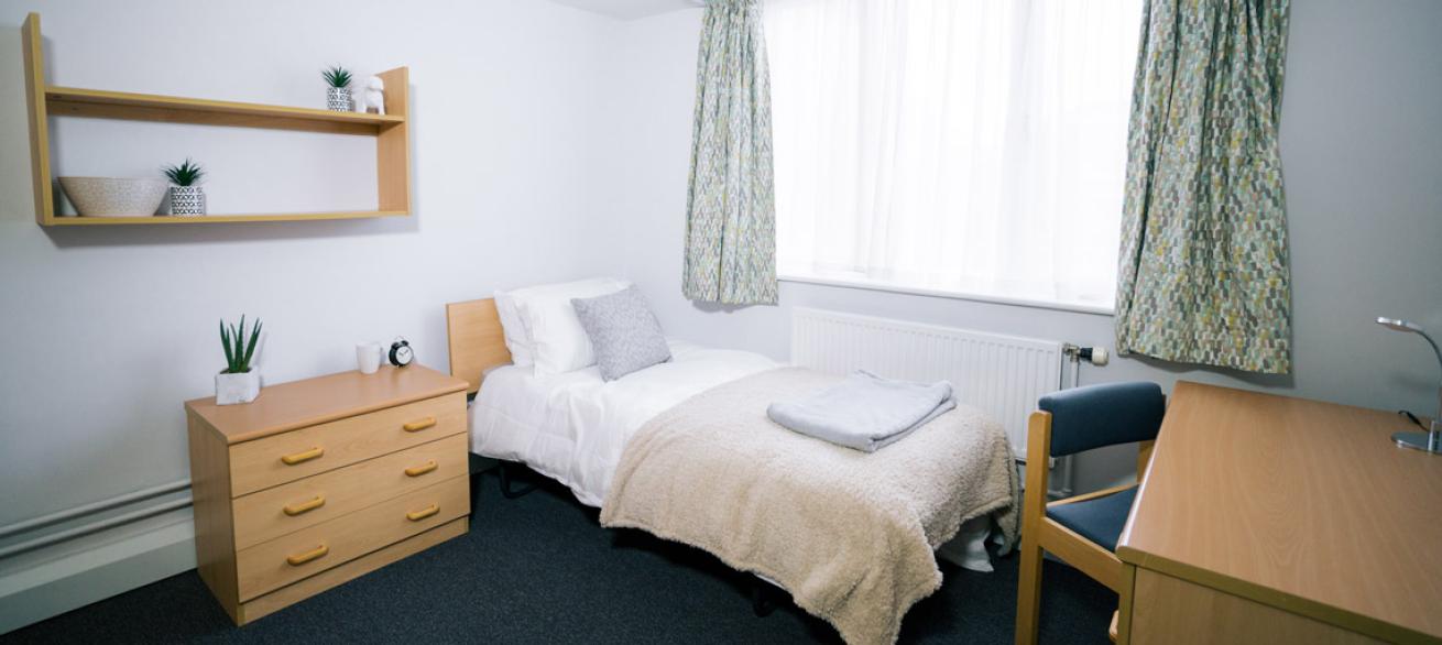 Example bedroom in Grantchester House